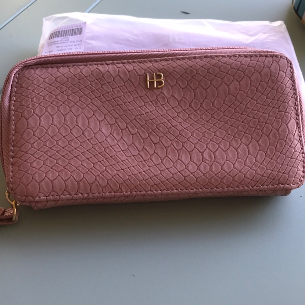 Hudson +Bleecker wallet Dusty Rose